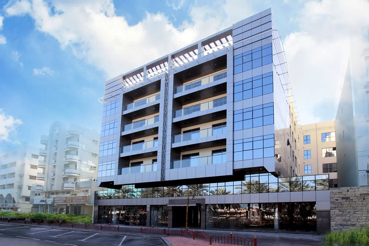 Shop Spacious Shop For Rent In Prime Location Dubai