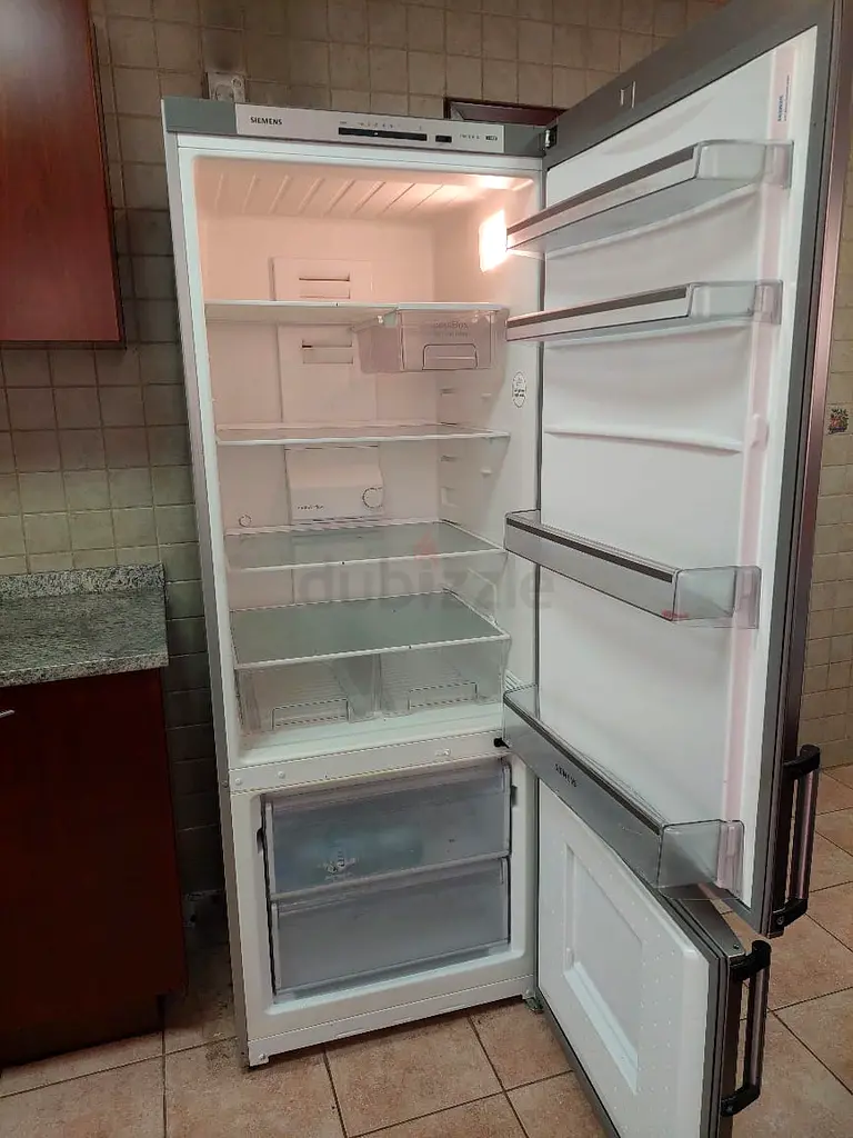 Siemens bottom freezer Refrigerator