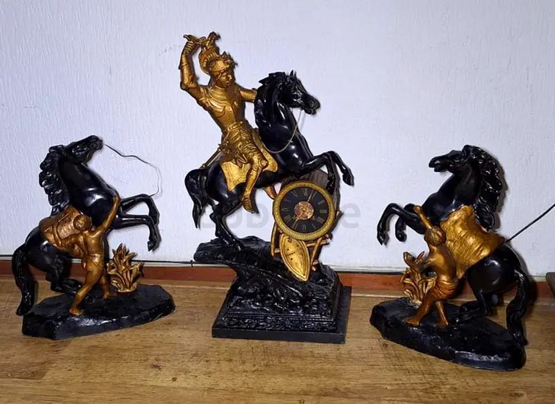 Antique clock, super unique