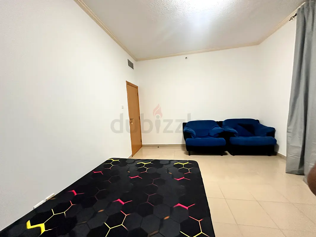 Apartment Sharing room available all inclusive 2500 Dubai