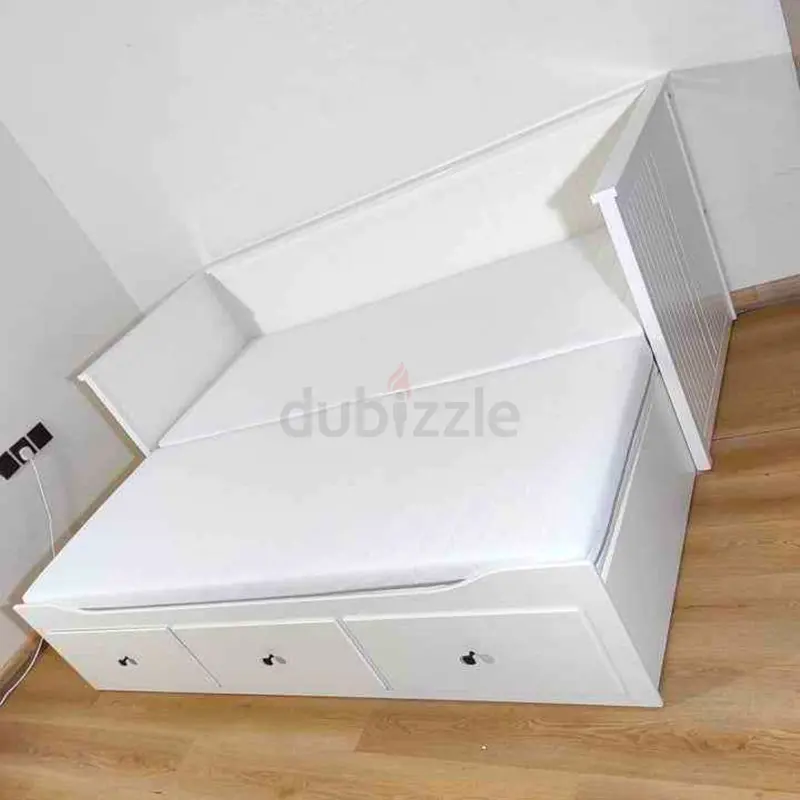 IKEA Hemnes Day Bed with Mattress For Sale