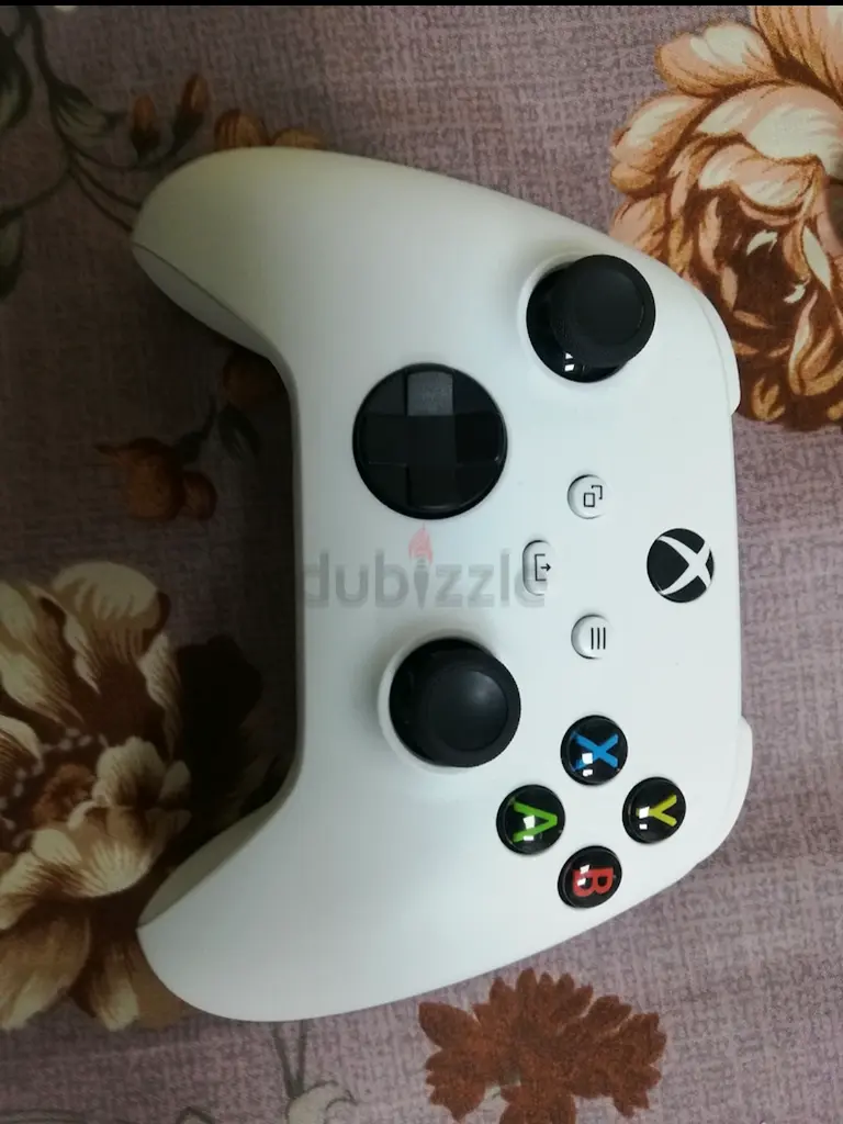 Xbox series s/x robot white controller brand new