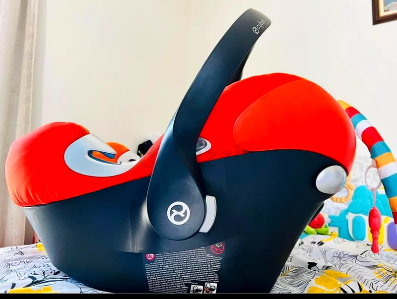Cybex baby seat