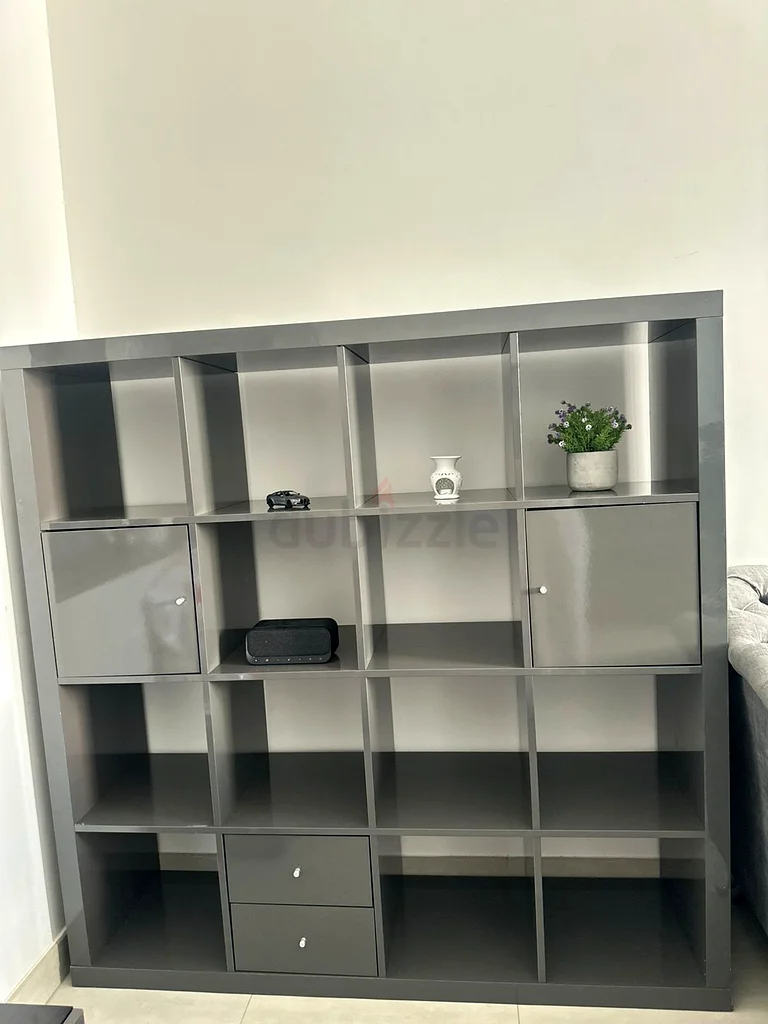 4X4 IKEA kallax gloss grey shelves
