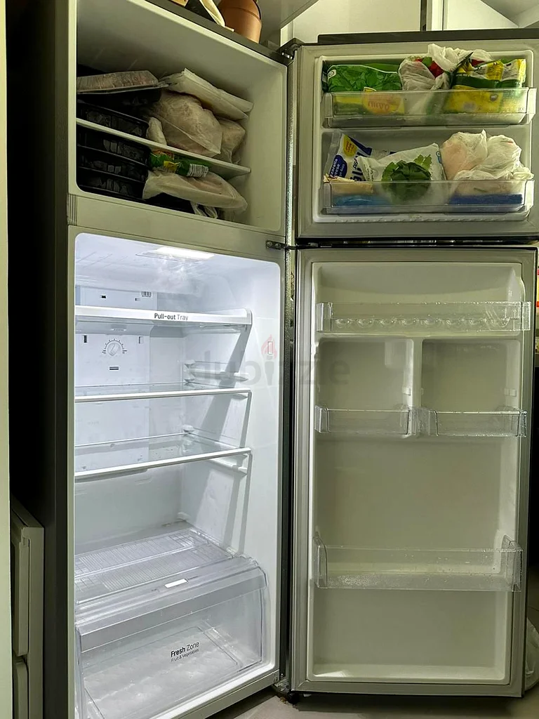 سعة الثلاجة من إل جي الإجمالية 402 لتر، والسعة الصافية 347 لتر، GN-B402SQCB، باللون الرمادي، توصيل مجاني، ضمان63264585003011111