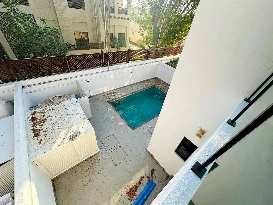 Villa Brand new modern 4 bed villa with private pool Dubai