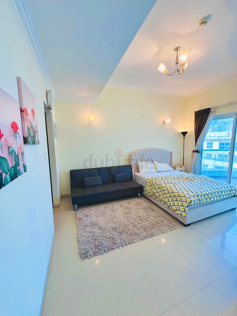 Apartment Master Bedroom in new apartment for Rent in Dubai Marina