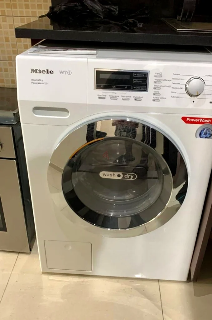 Miele 7kg washer with 4kg Dryer combo wt1