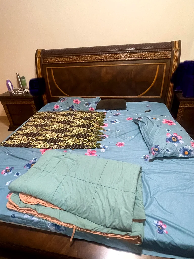Bed set for sale