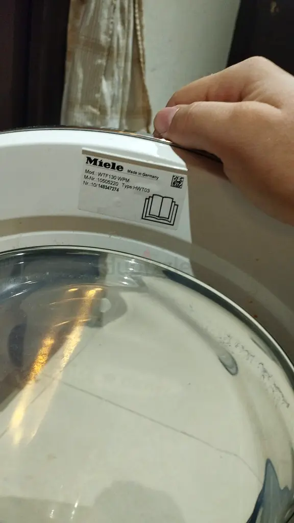 Miele 7kg washer with 4kg Dryer combo wt1 دوبيزل