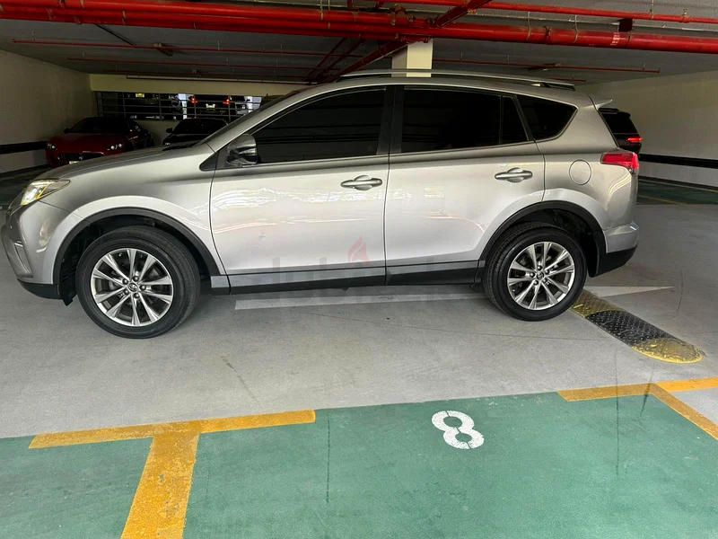 Excellent Mechanical Condition Top Of The Line RAV4