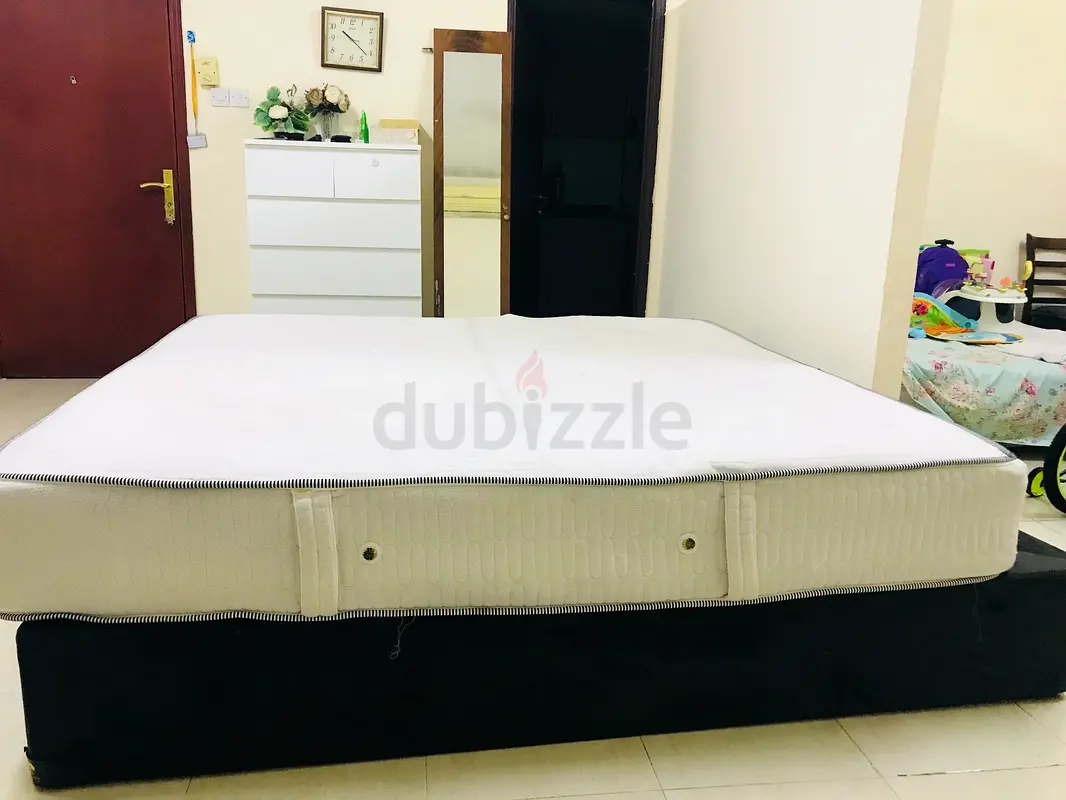 Bed base and matress for urgent sale