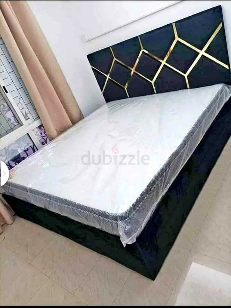 King SiZE 180/200 Luxury Family Bed and Mattress available