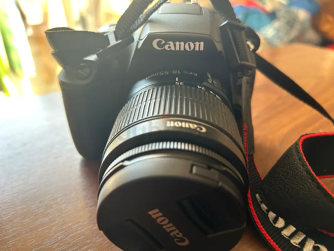 Canon EOS 2000D for urgent sale