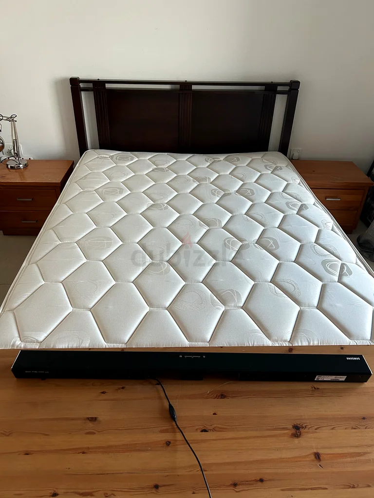 King size Mattress Excellent Quality Excellent Condition