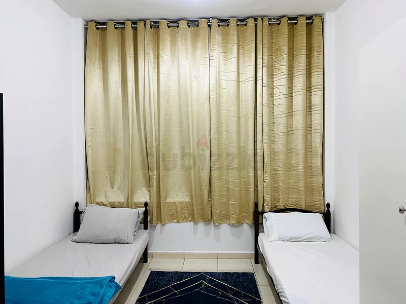 Apartment Fully furnished bed space for Keralite Executive bachelors