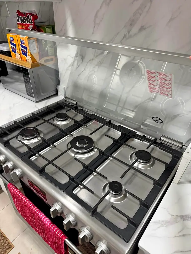 Bosch letest model series 6 full gas digital cooking range oven with