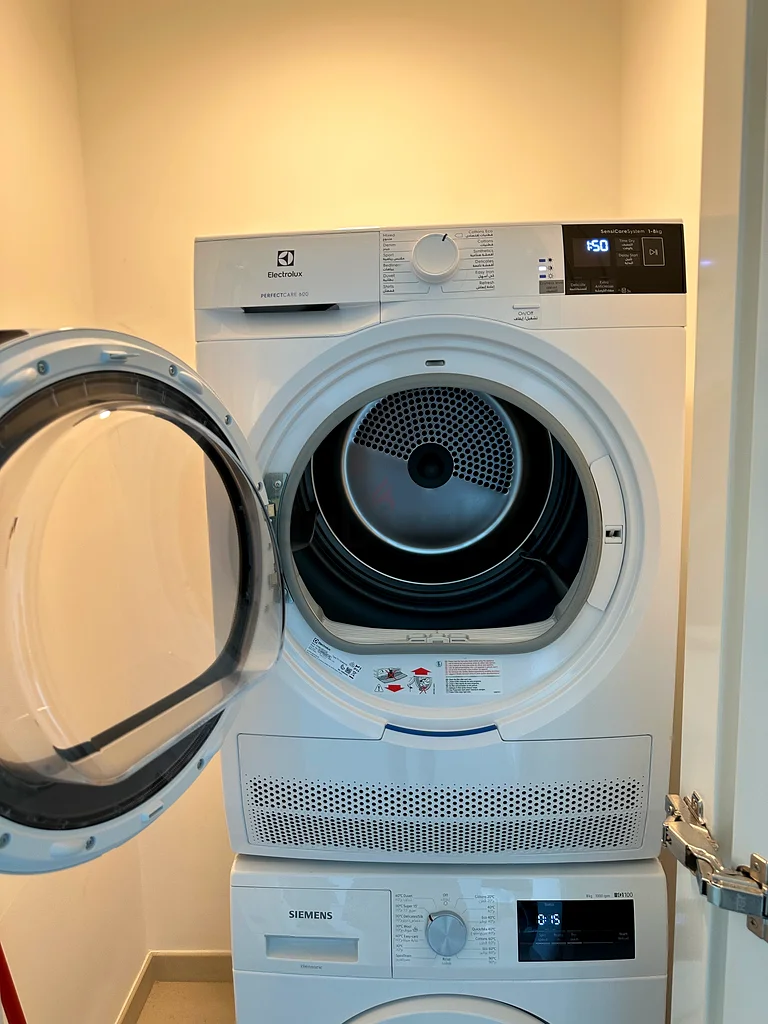 Dryer Electrolux use only 3 time same new