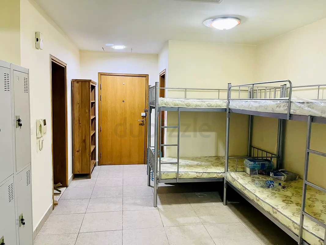 Apartment ExecutiveStyle Bed Space in Al Mankhool, Bur Dubai Neat