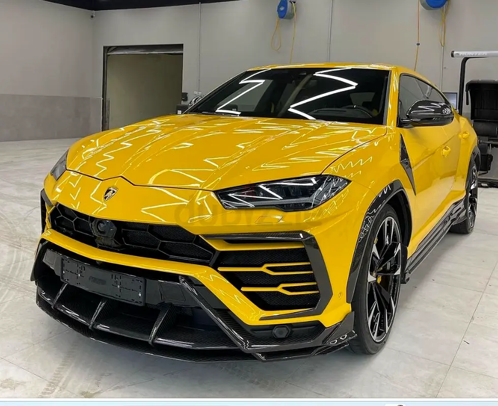 URUS Carbon Fiber Body Kit DRY)
