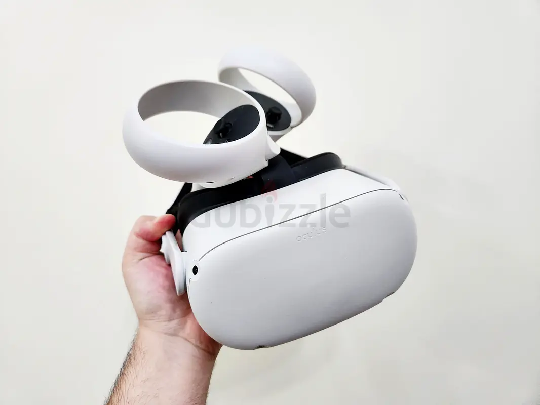 [CLEANED] 256GB Meta Quest 2 with upgraded head strap!