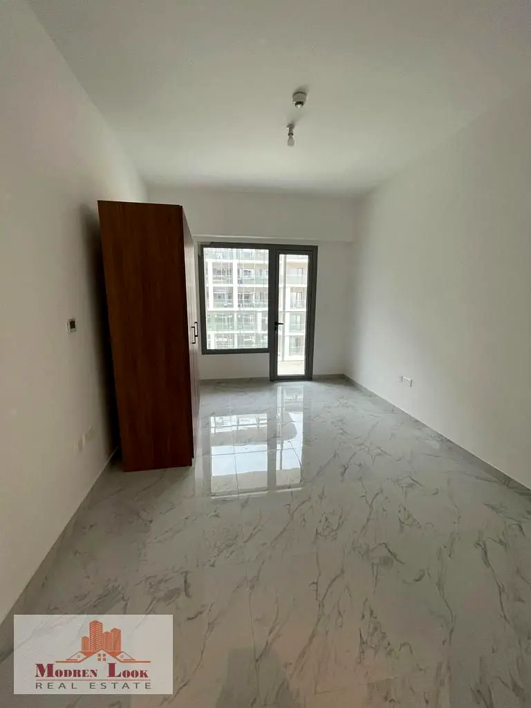 Apartment Glorious One Bedroom Hall With Separate Kitchen And