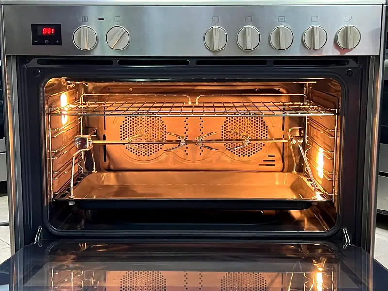 Bosch Latest Model Series 8 (Top Gas Oven Electric) 90cm Made in Italy