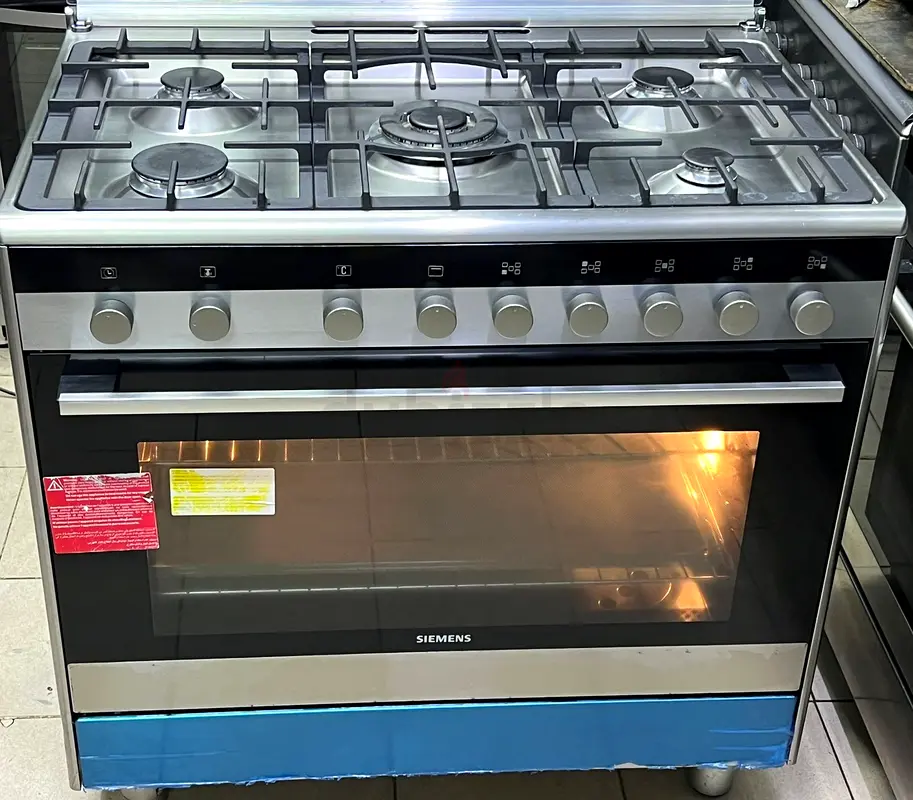 SIEMENS Full Gas 5 Burners Cooking Range Size 90cm