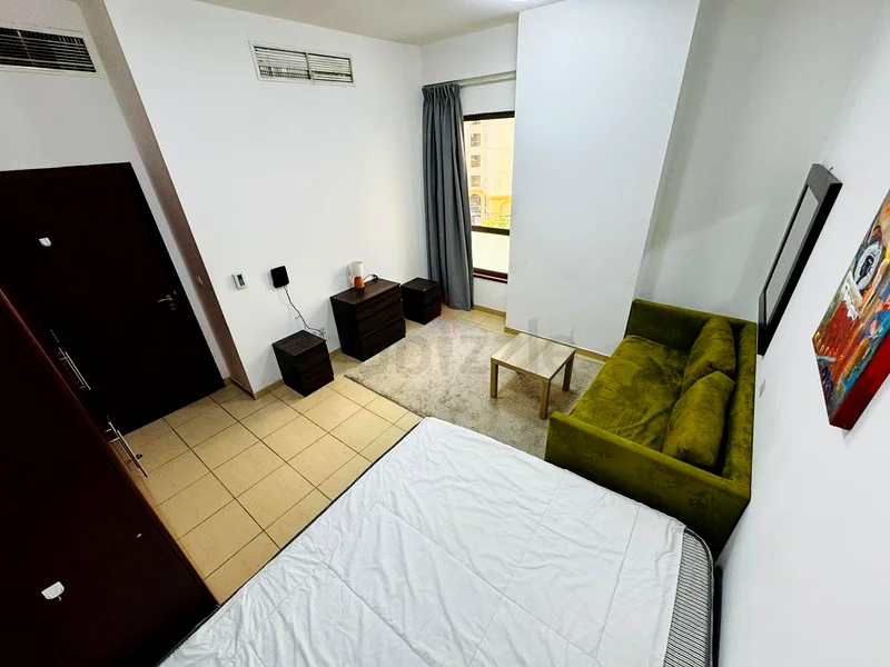 Apartment Standard room with king size bed Dubai