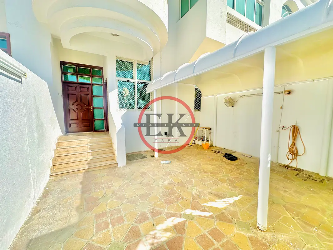 Apartment Private Entrance Ground Floor Shaded parking