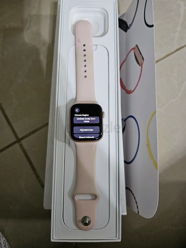 Apple watch SE63166181063042112