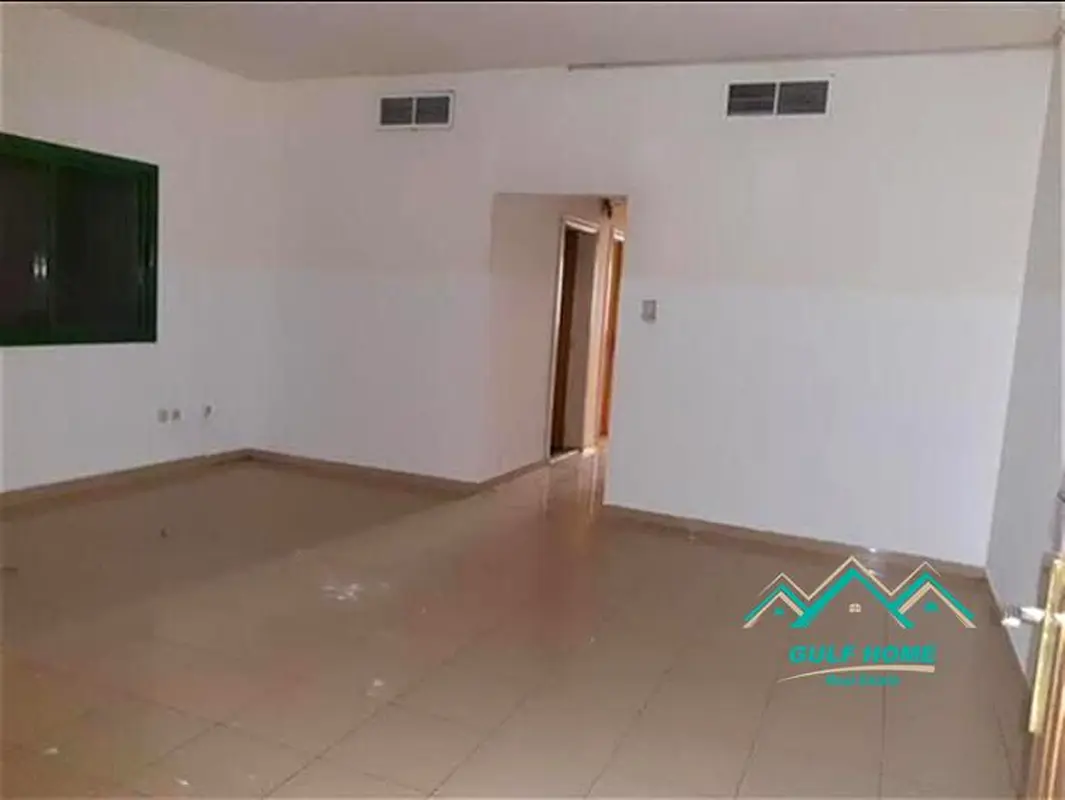 Apartment CHILLER FREE 2BHK WITH BALCONY CLOSE TO KING FAISAL ROAD