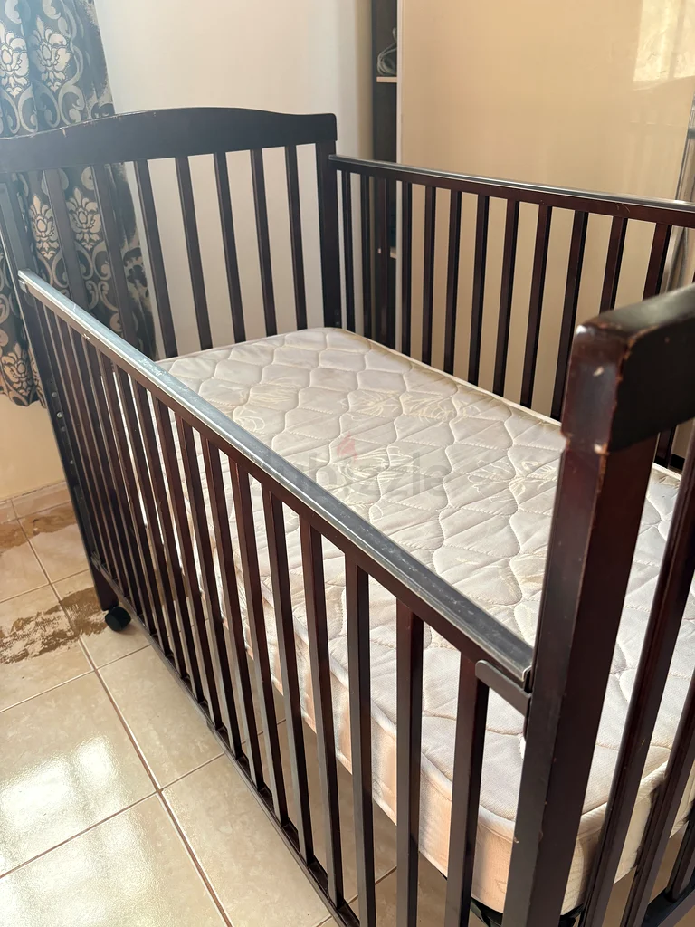 Juniors Baby Crib with mattress and bumper63206392900225111