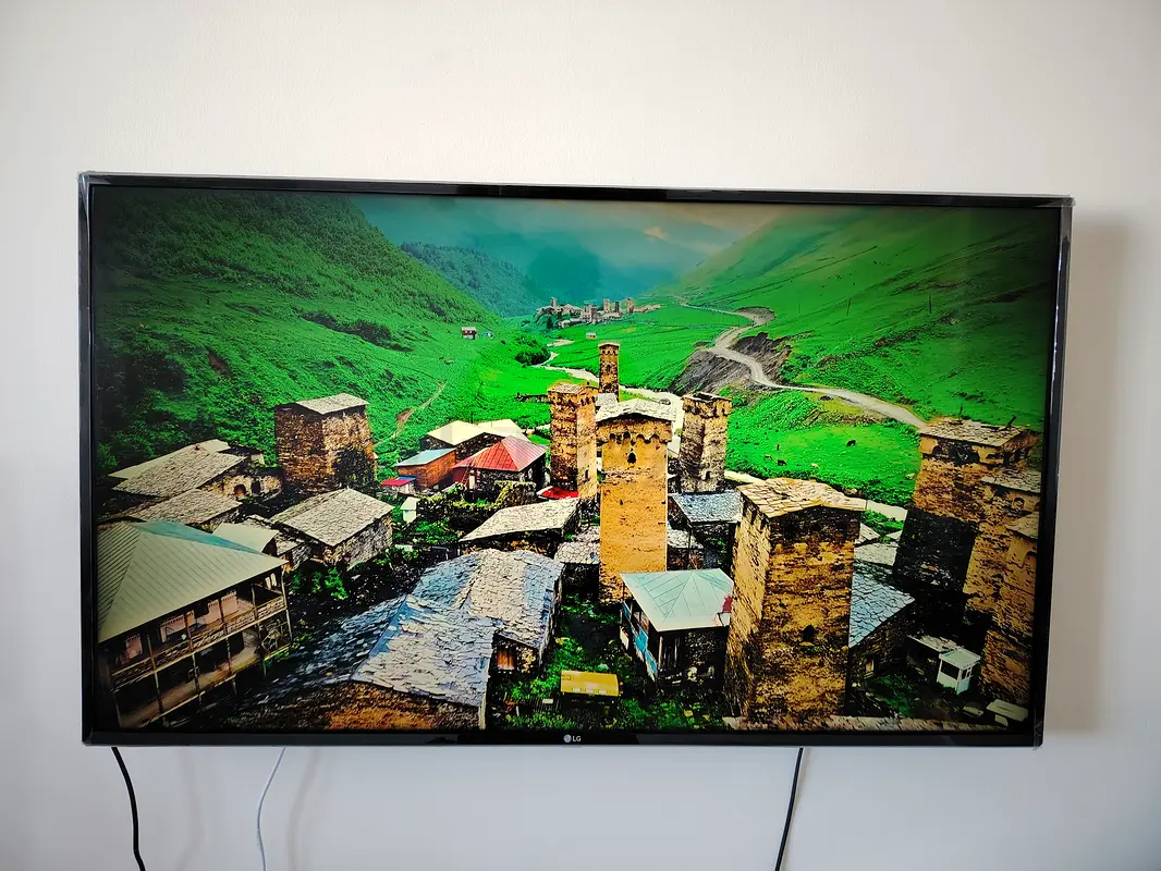 LG 49 Inch Smart Tv Crystal UHD