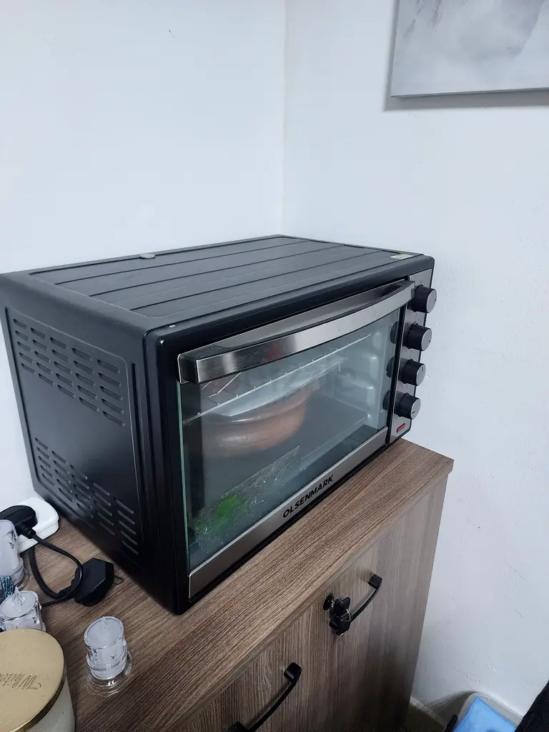 Olsenmark Electric Oven with convection and Rotisserie 47L