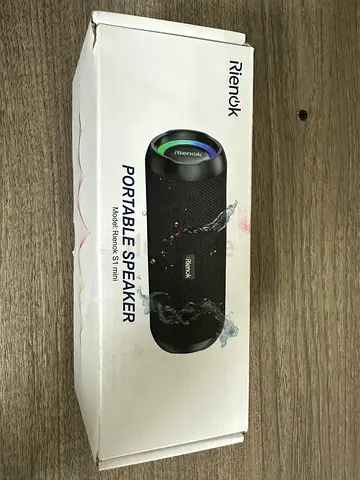 Rienok Portable Speaker