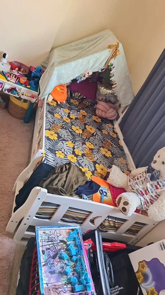 Kids Bed with Mattress