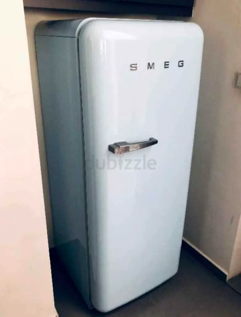 Smeg retro refrigerator single door