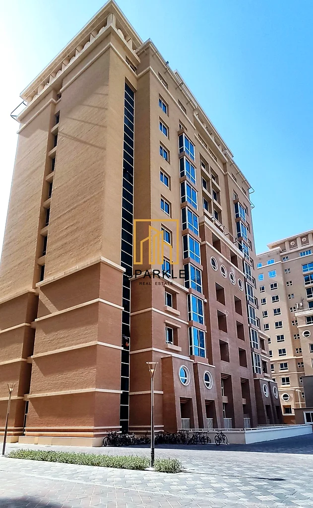 Apartment Elegant Living Spacious Studio Apartment All Facilities