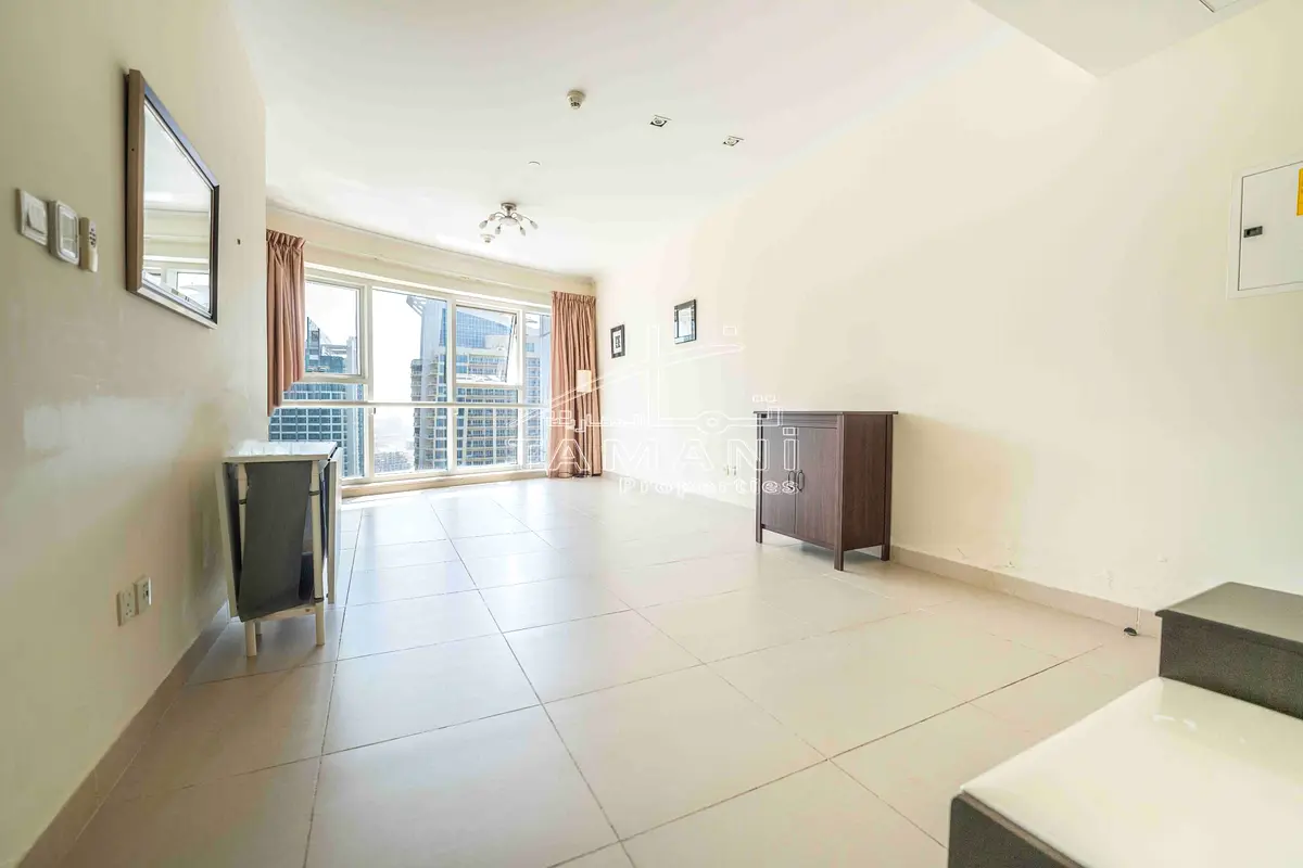 Apartment High Floor Prime Location Vacant Dubai