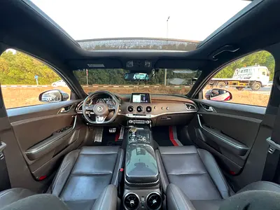 صورة 7 لـ 2020 KIA STINGER
