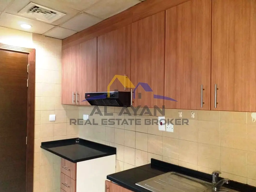Apartment NEAT & CLEAN STUDIO FOR SALE CBD Dubai