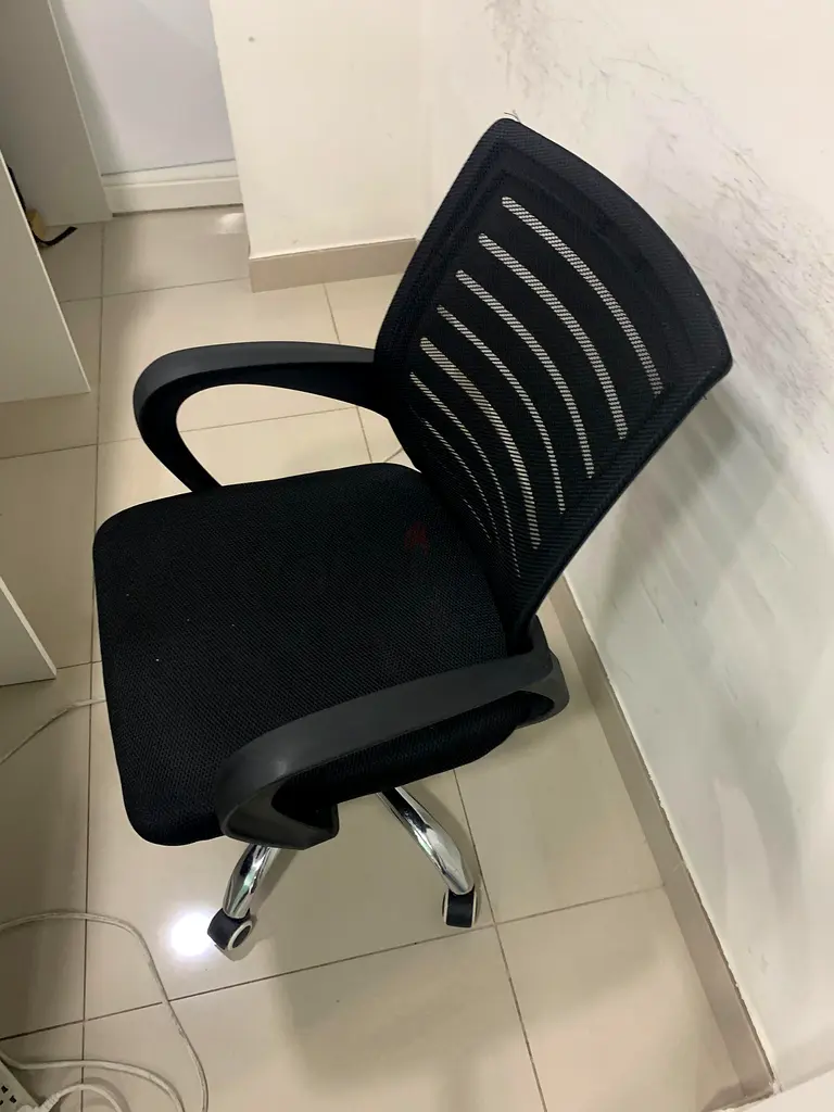 Office Chair (Total 10 ) 1070 AED