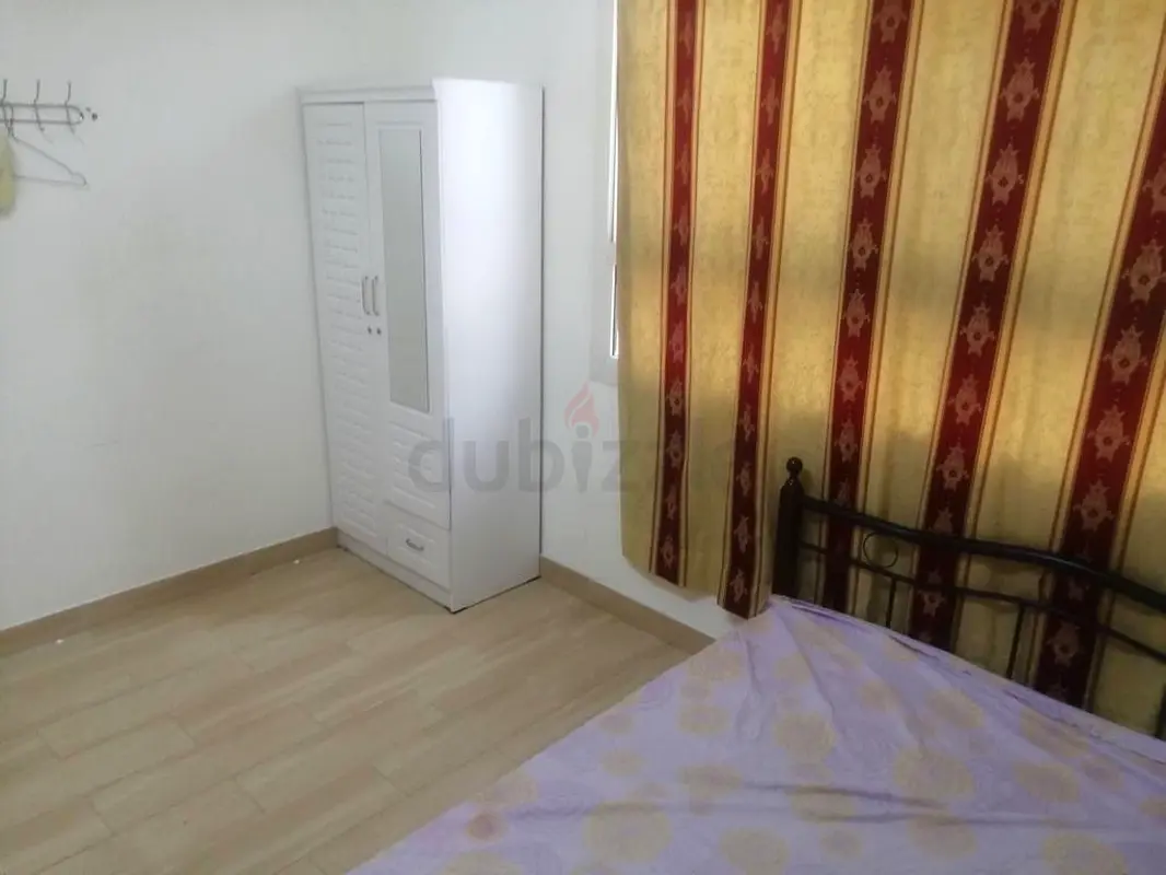 Apartment ROOM FOR RENT AVAILABLE IN BURDUBAI FOR VEG Dubai