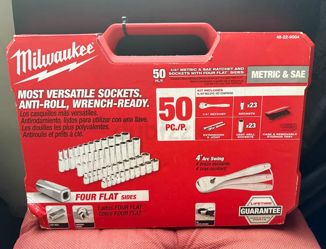 Milwaukee 1/4 inch Ratchet  Socket Set - SAE  Metric