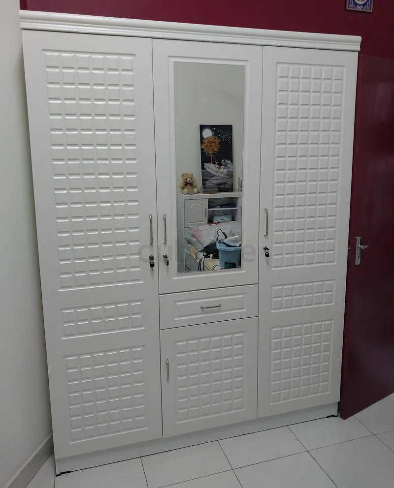 Brand new 3door wardrobe available62867839794435111