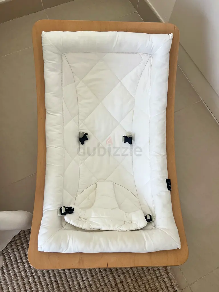 Charlie crane cream baby rocker