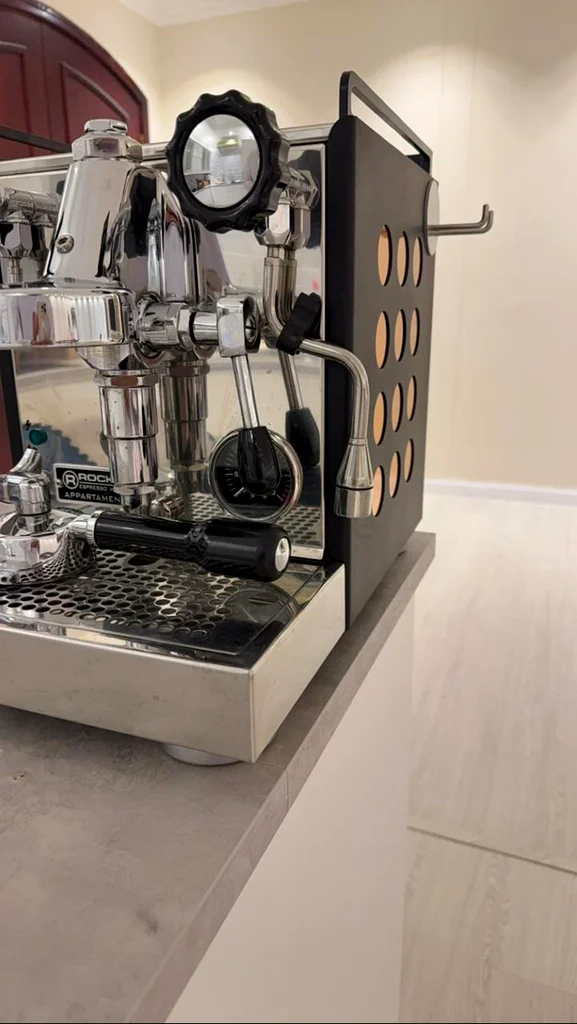 Coffee Machine for sale. Rocket Appartmento