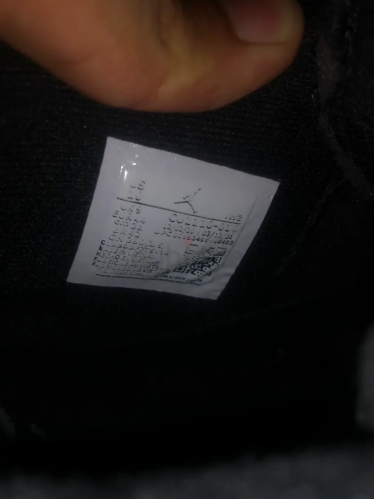 Jordan 4s black cats size 43