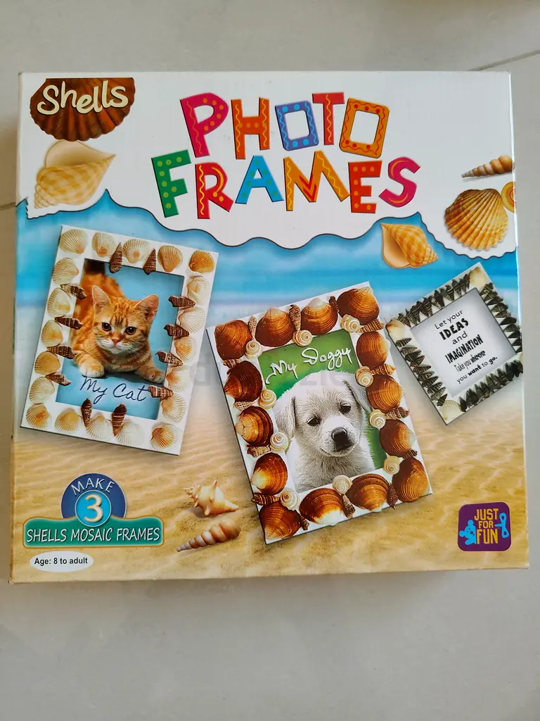 DIY Photo frames with shells Aed 10